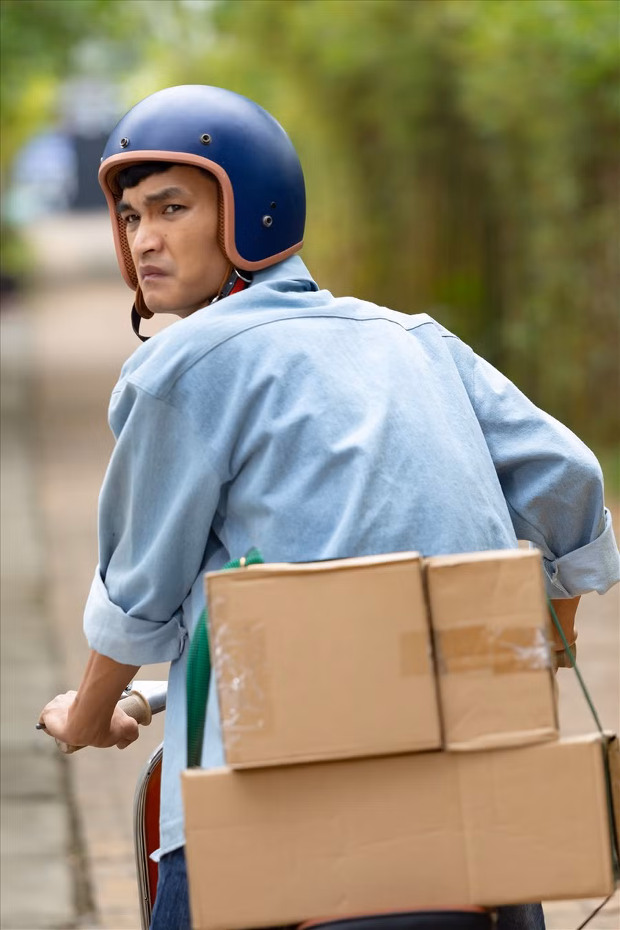 Phim có sự góp mặt của Huy Khánh và Mạc Văn Khoa. Ảnh: ĐPCC.