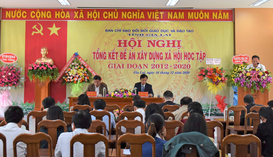 Quang cảnh hội nghị. Ảnh Trần Dung