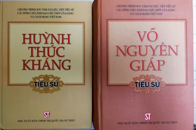 Bìa sách 'Huỳnh Thúc Kháng tiểu sử', 'Võ Nguyên Giáp tiểu sử' ẢNH: K.M.S