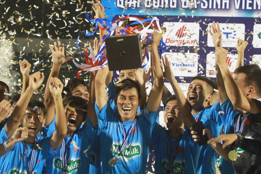 Đại học Cần Thơ vô địch SV-League 2020. Ảnh: Thanh Vũ