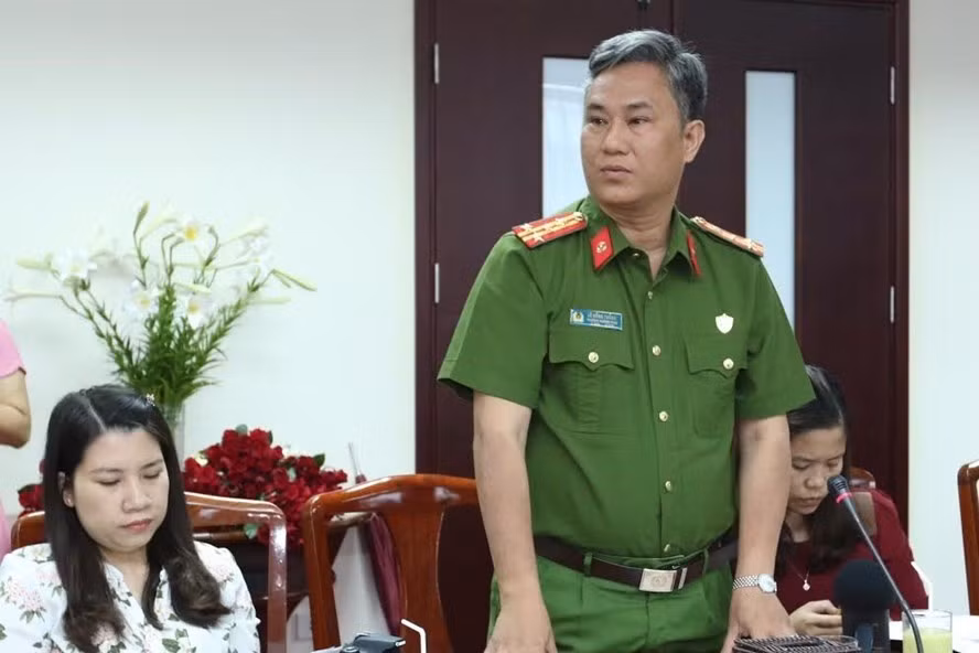 Cả 4 sĩ quan cao cấp được phong tặng danh hiệu Anh hùng lực lượng vũ trang nhân dân thời kỳ đổi mới đều có những thành tích xuất sắc trong công tác.