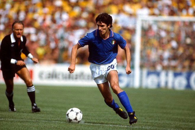 Sau Diego Maradona, nay huyền thoại một thời là Paolo Rossi cũng qua đời trong năm 2020 AFP Sau Diego Maradona, nay huyền thoại một thời là Paolo Rossi cũng qua đời trong năm 2020 AFP
