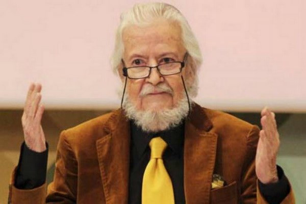 Nhà văn Fernando del Paso. Nhà văn Fernando del Paso.