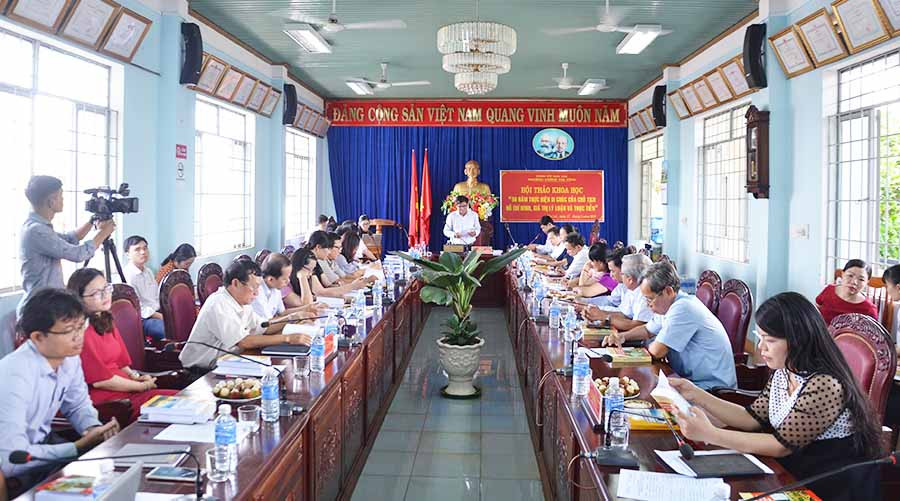  Quang cảnh Hội thảo khoa học “50 năm thực hiện Di chúc của Chủ tịch Hồ Chí Minh, giá trị lý luận và thực tiễn”. Ảnh: P.L