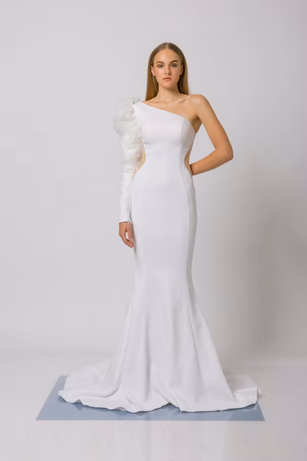 Đầm đuôi cá tôn nét yêu kiều dành cho các cô nàng có chiều cao lý tưởng và 3 vòng cân đối.