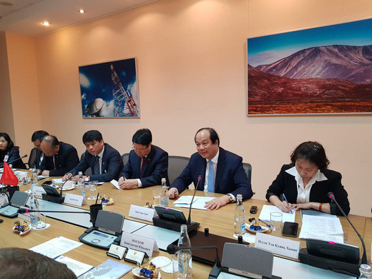  Đoàn Việt Nam tại buổi làm việcĐoàn Nga tại buổi làm việc