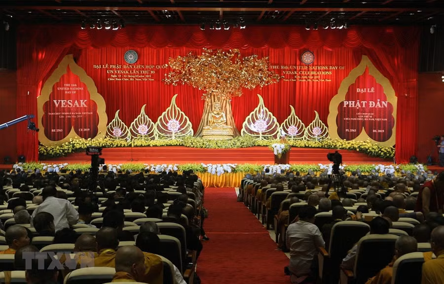 Toàn cảnh khai mạc Đại lễ. Ảnh: Nguyễn Dân/TTXVN)