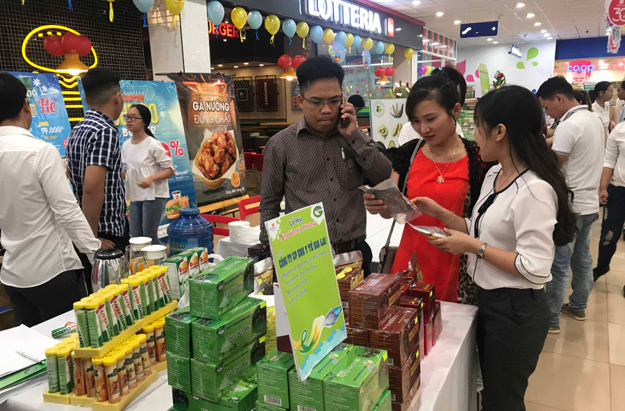 Sản phẩm của Công ty Cổ phần Xuất nhập khẩu Y tế Gia Lai được trưng bày tại Lễ hội. Ảnh: Hà Duy