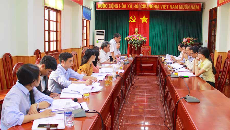 Quang cảnh buổi làm việc. Ảnh: Hồng Thi Quang cảnh buổi làm việc. Ảnh: Hồng Thi