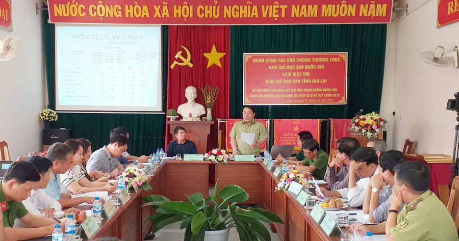 Quang cảnh buổi làm việc. Ảnh: Anh Huy Quang cảnh buổi làm việc. Ảnh: Anh Huy