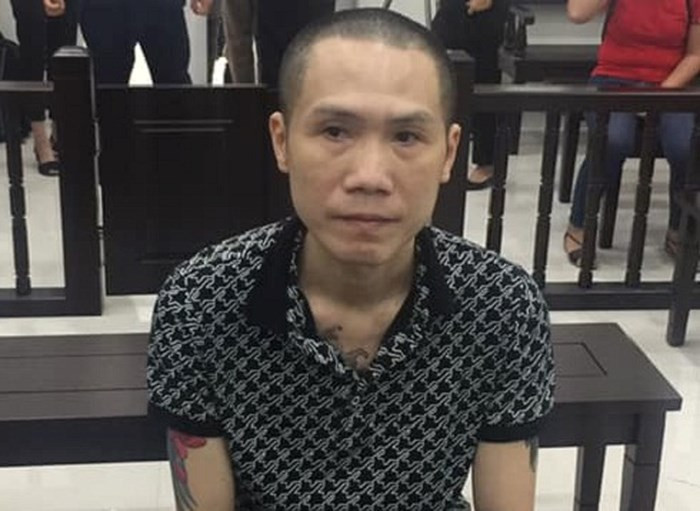 Bị cáo Trịnh Đình Tuấn tại phiên tòa.  Bị cáo Trịnh Đình Tuấn tại phiên tòa.