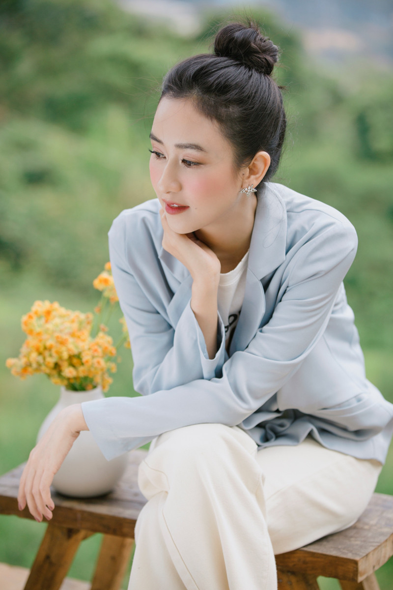 Với Hà Thu, dù là Bolero hay nhạc trẻ, cô cũng phải thật sự cảm thụ được mới đưa đến khán giả, tránh việc hát nửa vời, không có màu sắc riêng.