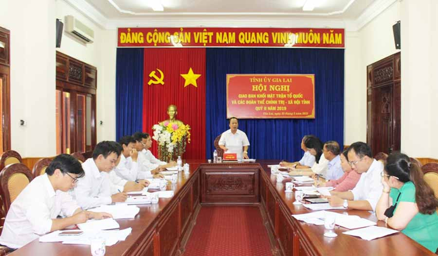 Toàn cảnh hội nghị giao ban. Ảnh: Phan Lài  Toàn cảnh hội nghị giao ban. Ảnh: Phan Lài
