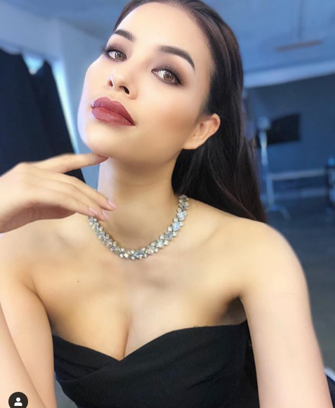 Ngoại hình của Phạm Hương nóng bỏng, táo bạo hơn...