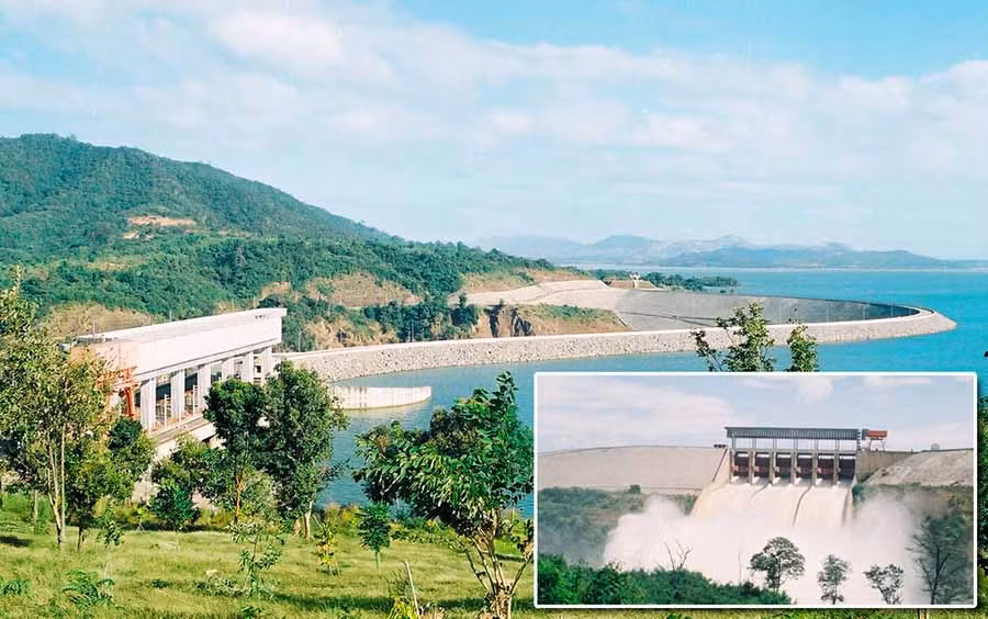  Đập tràn và đập dâng Nhà máy Thủy điện Ia Ly. Ảnh: H.A