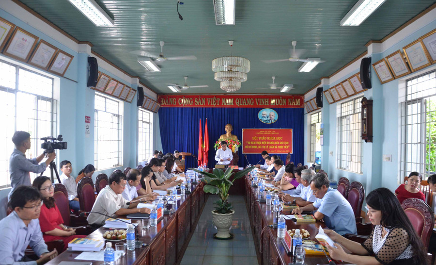 Quang cảnh Hội thảo khoa học 50 năm thực hiện Di chúc của Chủ tịch Hồ Chí Minh, giá trị lý luận và thực tiễn. Ảnh: Phương Linh