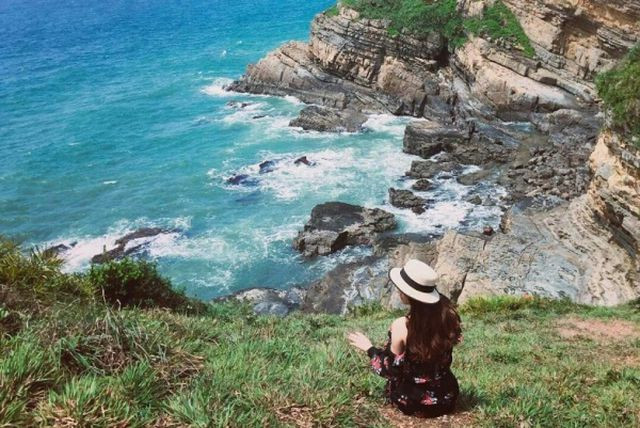 Du khách thường chọn đến Cầu Mỵ vào sáng sớm, để đón những tia nắng đầu tiên của ngày mới. Du khách thường chọn đến Cầu Mỵ vào sáng sớm, để đón những tia nắng đầu tiên của ngày mới.