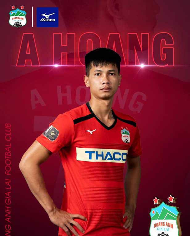 Hậu vệ A Hoàng háo hức thi đấu trở lại sau 4 tháng điều trị chấn thương. Ảnh: Minh Vỹ Hậu vệ A Hoàng háo hức thi đấu trở lại sau 4 tháng điều trị chấn thương. Ảnh: Minh Vỹ