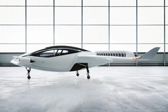Máy bay điện 5 chỗ ngồi của Lilium có thể thực hiện hành trình bay dài 300km - Ảnh: REUTERS Máy bay điện 5 chỗ ngồi của Lilium có thể thực hiện hành trình bay dài 300km - Ảnh: REUTERS