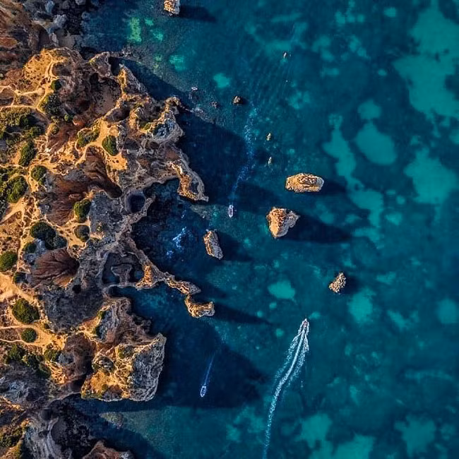 Một khung cảnh đẹp từ đỉnh núi phía Nam của Portugal