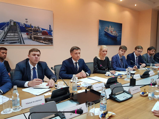  Đoàn Nga tại buổi làm việc