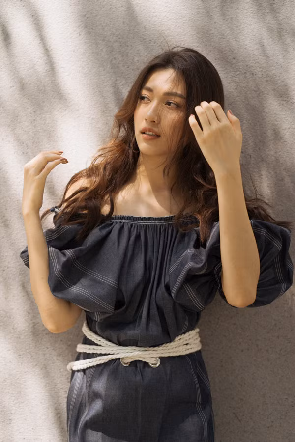  Theo nhà mốt, bộ sưu tập mới có phong cách haute couture với hình ảnh modern và minimalism này sẽ mang xu hướng runway hơn bộ sưu tập đã ra mắt vào tháng 4.