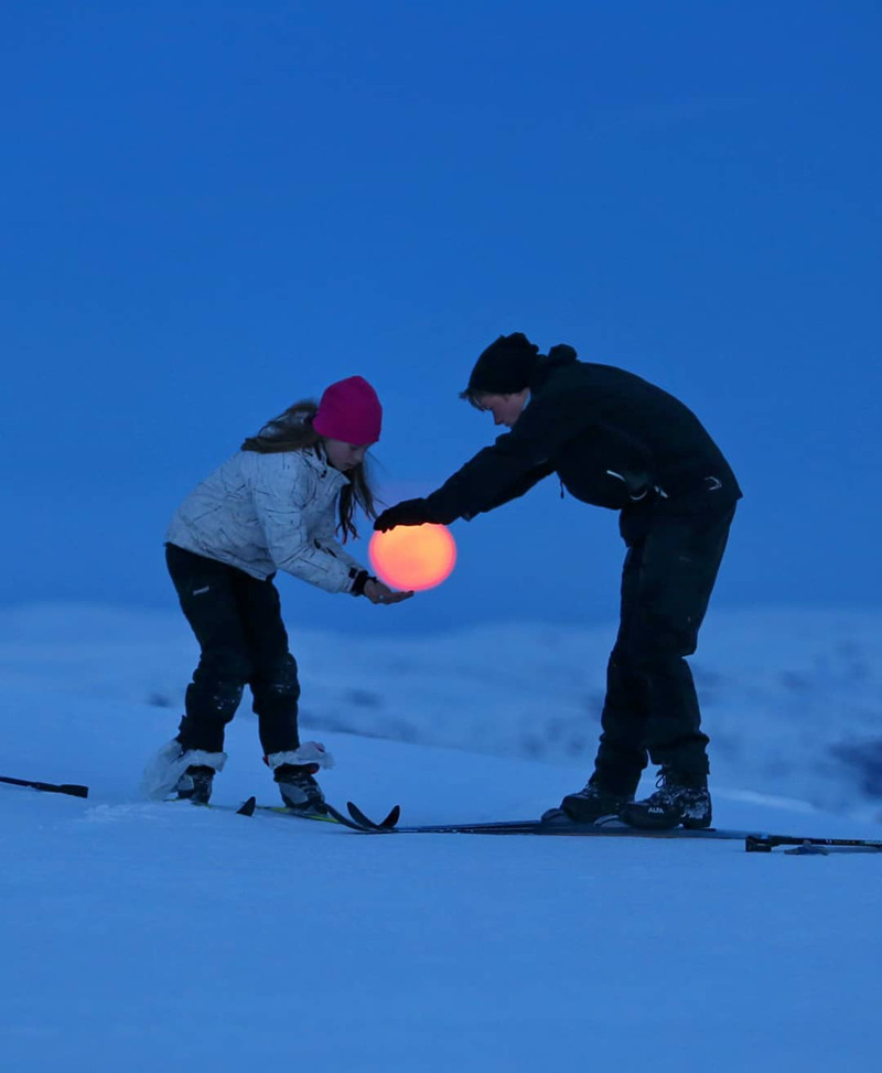 Bắt lấy mặt trăng.