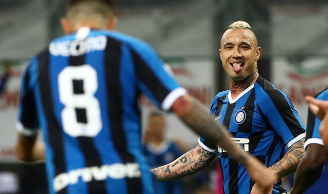  Nainggolan đưa Inter giành vé tham dự Champions League bằng bàn thắng quý hơn vàng. Ảnh: Getty.