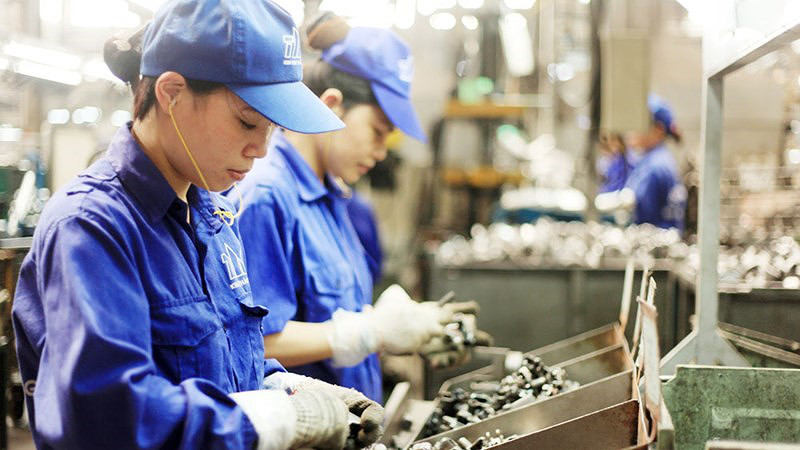 Việc tăng tuổi nghỉ hưu sẽ ảnh hưởng trực tiếp quyền lợi người lao động. (Ảnh: KT)  Việc tăng tuổi nghỉ hưu sẽ ảnh hưởng trực tiếp quyền lợi người lao động. (Ảnh: KT)