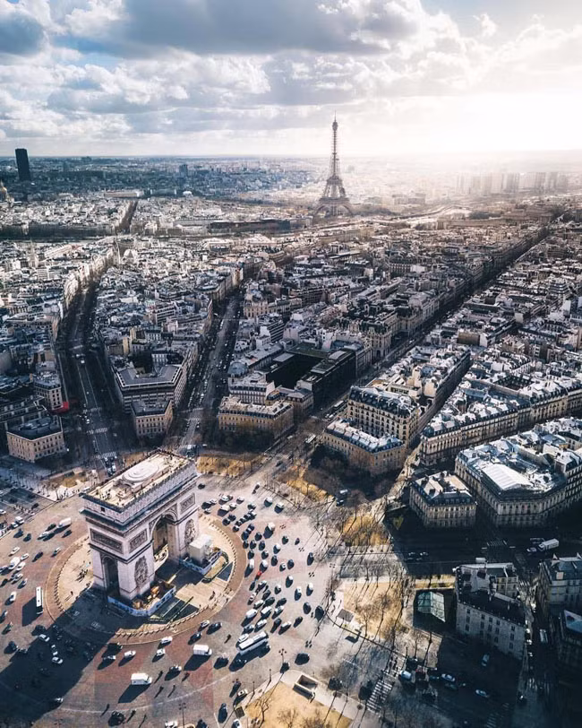  Con đường tới Paris cũng thật ấn tượng