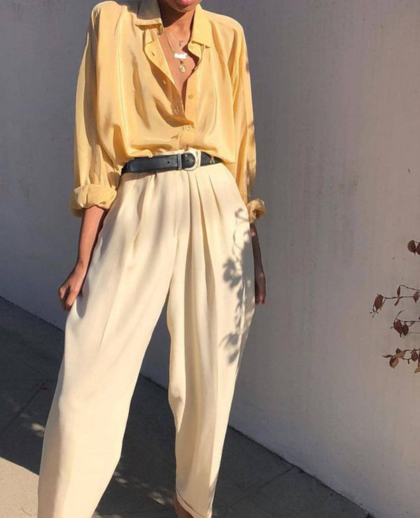 Từ dáng quần xếp ly cổ điển, các nhà mốt đã mang tới nhiều mẫu trang phục phục phù hợp khi đến công sở, đi dạo phố.