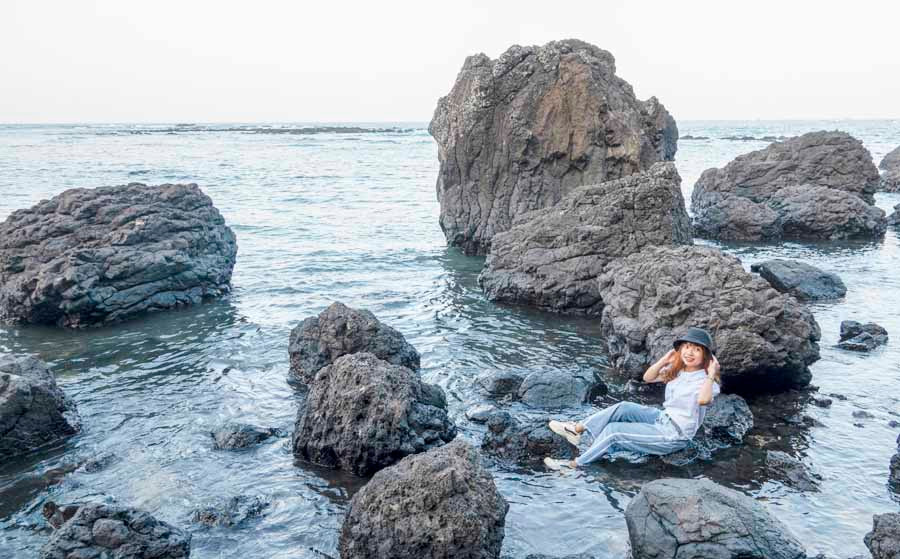  Vẻ đẹp thơ mộng của bãi biển ở mũi Ba Làng An. Ảnh: Xuân Thọ