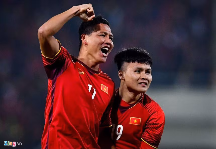 Anh Đức nghỉ thi đấu khiến hàng tiền đạo đội tuyển Việt Nam khủng hoảng. Ảnh: Thuận Thắng. Anh Đức nghỉ thi đấu khiến hàng tiền đạo đội tuyển Việt Nam khủng hoảng. Ảnh: Thuận Thắng.