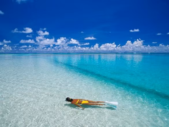 Một bãi biển ở Okinawa - Ảnh: News