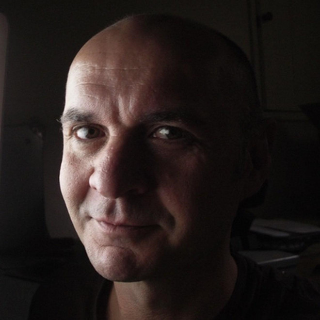 Chân dung tiến sĩ Gerard Cheshire, người giải mã thành công bản thảo Voynich. Ảnh: Academic. Chân dung tiến sĩ Gerard Cheshire, người giải mã thành công bản thảo Voynich. Ảnh: Academic.