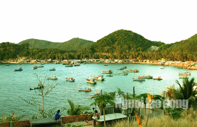 Khung cảnh đẹp, bình yên phía Tây đảo Nam Du