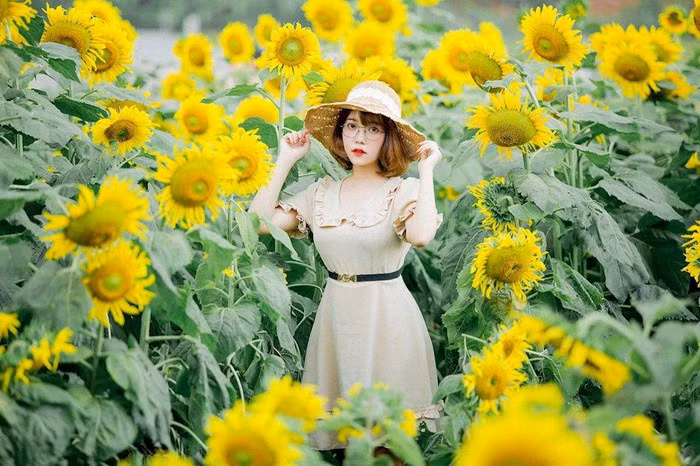 Vẻ đẹp trong sáng của Thán Uy thật 