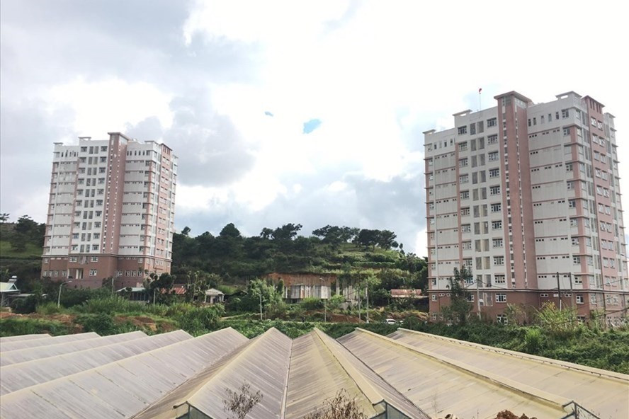 Dự án Ký túc xá sinh viên tập trung Đà Lạt, Lâm Đồng cách xa các trường đại học, cao đẳng trên địa bàn nên nhiều sinh viên không mặn mà. Ảnh: Nhiệt Băng