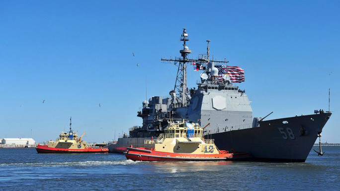 Tuần dương hạm tên lửa dẫn đường USS Philippine Sea. Ảnh: AP  Tuần dương hạm tên lửa dẫn đường USS Philippine Sea. Ảnh: AP
