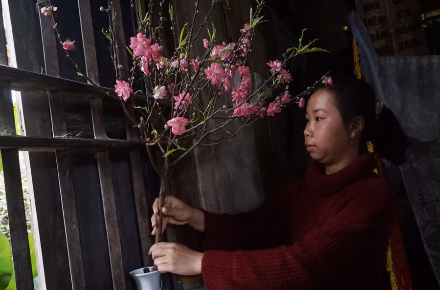 Học bổng 1 tỷ đồng là phần thưởng xứng đáng cho cô bé chưa từng gục ngã trước số phận và những khó khăn trong cuộc sống.