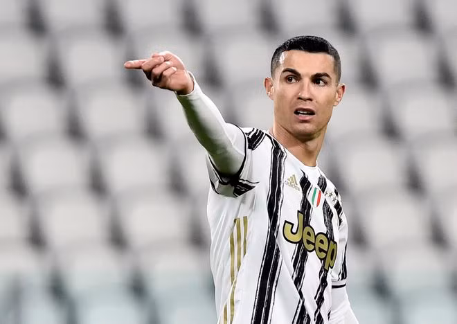 Ronaldo giúp Juventus trở lại đường đua - Ảnh: Reuters