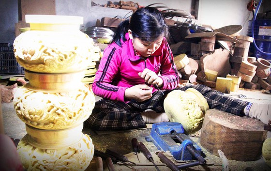 Làng nghề tiện gỗ mỹ nghệ Nhơn Hậu vẫn trong thời kỳ cực thịnh ở An Nhơn