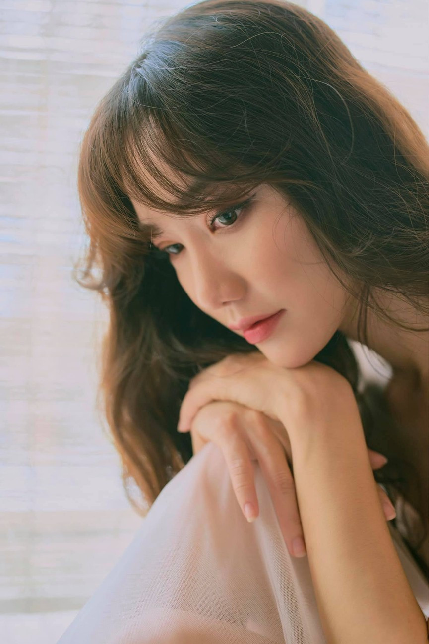 Được biết, dịp Tết Tân Sửu vừa qua do ảnh hưởng của dịch COVID-19 nên Hồng Tuyết đón Tết cùng gia đình và hạn chế di chuyển cũng như gặp gỡ bạn bè.