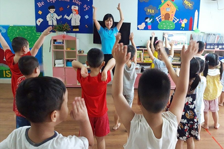 Từ 20.3, xếp lương giáo viên mầm non công lập theo quy định mới. Ảnh minh hoạ: Laodong.vn Từ 20.3, xếp lương giáo viên mầm non công lập theo quy định mới. Ảnh minh hoạ: Laodong.vn