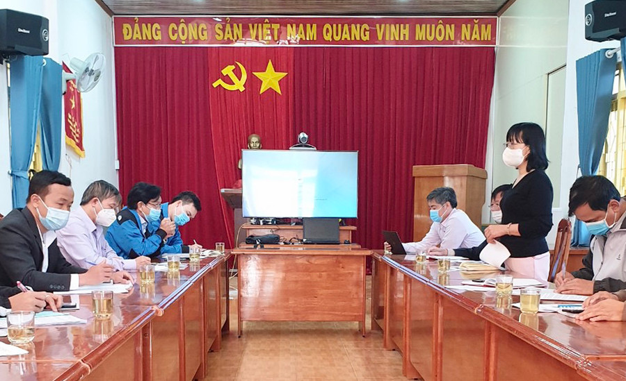 Phó Chủ tịch UBND tỉnh Nguyễn Thị Thanh Lịch phát biểu tại buổi làm việc. Ảnh: Như Nguyện Phó Chủ tịch UBND tỉnh Nguyễn Thị Thanh Lịch phát biểu tại buổi làm việc. Ảnh: Như Nguyện