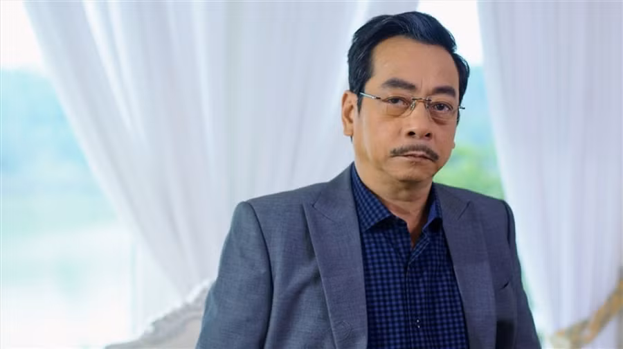 NSND Hoàng Dũng trong vai Phan Quân.