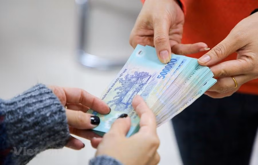 Thưởng Tết Dương lịch năm 2021 tăng kỷ lục so với các năm trước. (Ảnh minh họa: PV/Vietnam+)