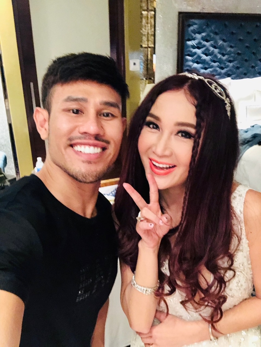 Vincent Trần có mối quan hệ khá thân thiết với “người đẹp không tuổi” Ôn Bích Hà. Ảnh: NVCC. Vincent Trần có mối quan hệ khá thân thiết với “người đẹp không tuổi” Ôn Bích Hà. Ảnh: NVCC.