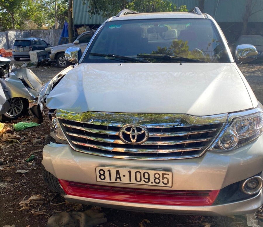  Chiếc xe mà Thương điều khiển gây tai nạn hiện đang bị tạm giữ. Ảnh: Văn Ngọc