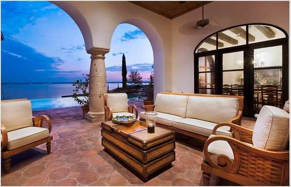 Màu sắc gần gũi thiên nhiên mang hơi hướng biển cả. Đồ họa: Phương Duy Màu sắc gần gũi thiên nhiên mang hơi hướng biển cả. Đồ họa: Phương Duy